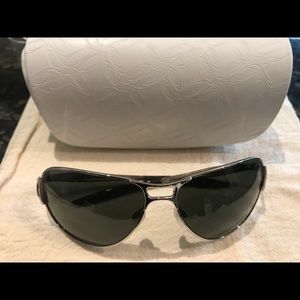 Oakley Polished Chrome Aviator Sunglasses